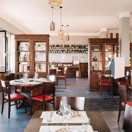 Couette-café Stella Pérouse